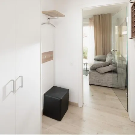 Apartment Ferienwohnung 1- Düna *