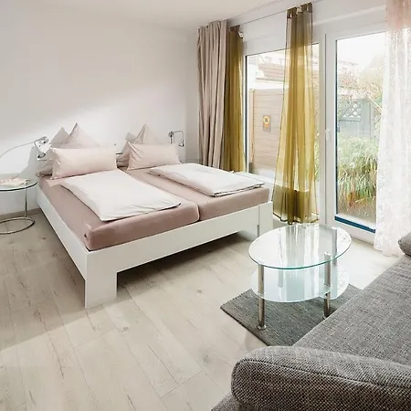 Apartment Ferienwohnung 1- Düna